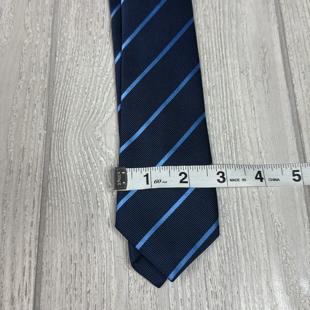Boys Tie, size 8-16, Navy and blue